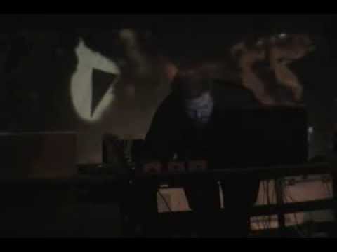 A MELODYC SHIVERING FORM LIVE AT INDUSTRIOUS : DESTROY ALL ARTIFACTS - THE OTHERS LONDON UK 2013