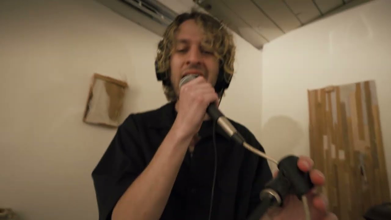 Play video: Johan Lenox