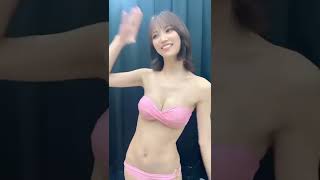 Cewek Cantik pakai Bikini # Shorts