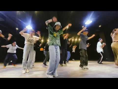 Ling Liu 小伶｜house dance長期四班