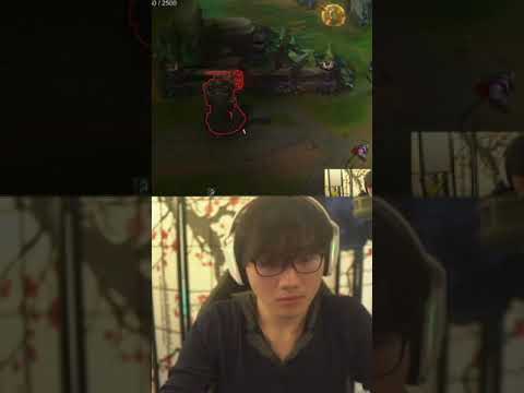 "I'm gonna go kill your lane opponent for you"