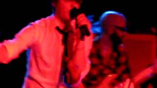 Cartel &quot;Settle Down&quot; clip