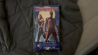 Download lagu Opening And Closing To Daredevil 2003 VHS (DVS) mp3