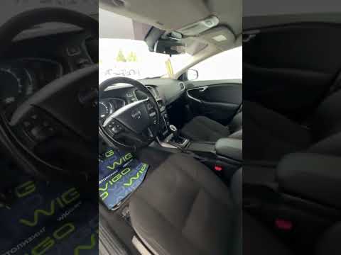 фото volvo v40 ii 0