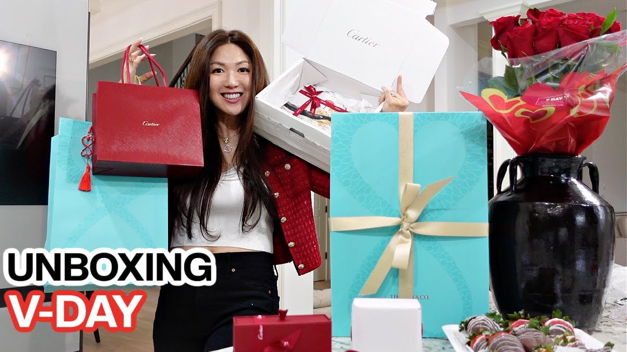 HUSBAND SURPRISED ME | FIRST UNBOXING IN OUR NEW HOME |Cartier V-DAY + TIFFANY Lunar GIFT | CHARIS