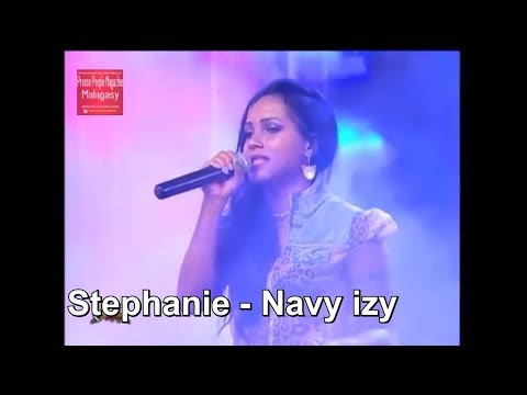 Stephanie -  Navy izy (Live)