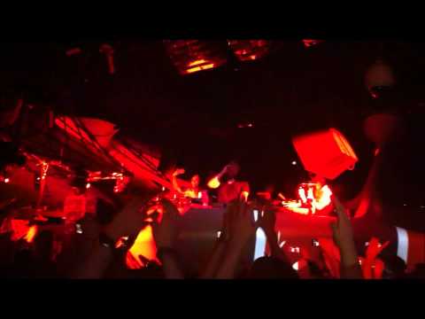 Afrojack live @ Cocoon Club Frankfurt 09.03.2012 (8)