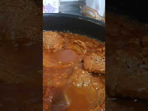 Meu bife ao molho vermelho #comidafácil #comidarapida #bife #comidacaseira #almoçorápido #shorts