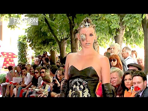 ON AURA TOUT VU Haute Couture Fall 2012 Paris - Fashion Channel