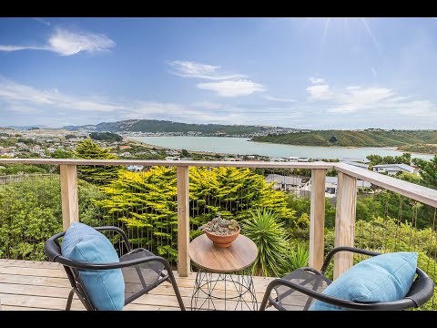 SOLD - 42 ESKDALE ROAD, PAPAKOWHAI - Coolest Pad in Papakowhai