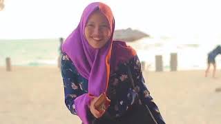 Download lagu Adek Berjilbab Ungu Cover by SMVLL mp3 Download lagu Adek Berjilbab Ungu Cover by SMVLL mp3