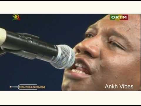 Sekouba Bambino - Mbambou (Live) - Tounkagouna