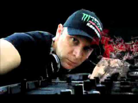 EDY LEMOND E LEANDRINHO   TOMARA QUE O TOP DELA CAIA