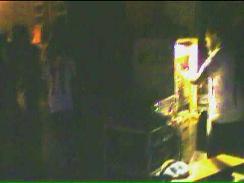 MIGHTY TABOT SOUNDSYSTEM (uk) - DUBwise di bass @ dub dock ndsm A-dam 22-07-2006