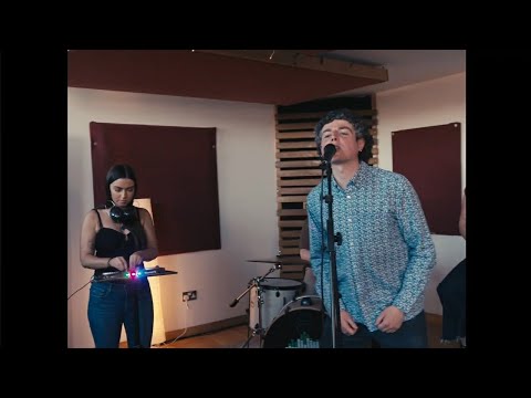 The Craic Project - I Love Birds (official video)