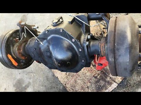 How to forklift differential oil seal.