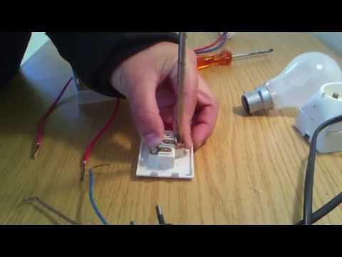 comment faire montage simple allumage avec prise du courant : épisode 3