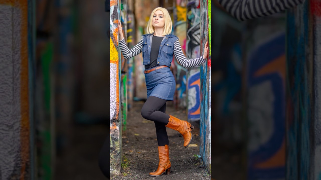 Android 18 (DBZ) Cosplay Transformation