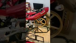 Download lagu story wa HEREX || GORO - GORO IKI DISENENI PAK KU SUWENGI RA WES - WES BOLO mp3 Download lagu story wa HEREX || GORO - GORO IKI DISENENI PAK KU SUWENGI RA WES - WES BOLO mp3