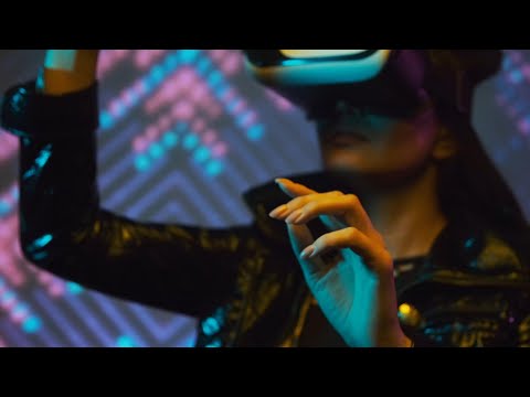 Virtual Reality – Bang Bang ft. Ether Weaver | Soulful Electronic Fusion | @musicmuvez