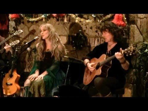 BLACKMORE'S NIGHT - Good King Wenceslas (Live At Minstrel Hall)