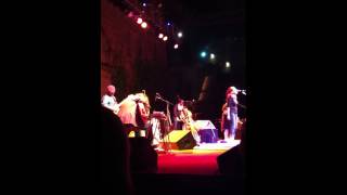 Neko Case - Knock Loud