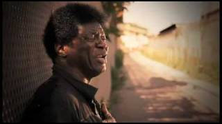 Charles Bradley, Menahan Street Band - The World (Is Going Up in Flames)