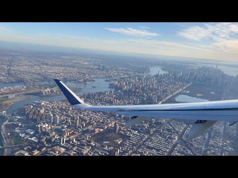 Takeoff at LaGuardia Airport (LGA) Runway 31 with Commentary from a New Yorker