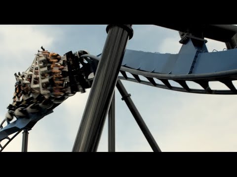 On-ride point of view of Batman The Ride