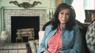 Loretta Lynn - Still A Mountain Girl