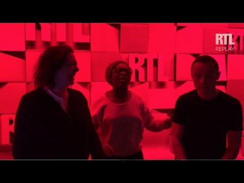 Claudia Tagbo plunges "into the dark": she panics!