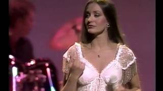 Crystal Gayle - Our love is on the faultline