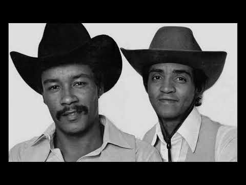 João Mulato e Douradinho(Bambico)-A Palavra De Deus