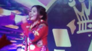 Download lagu Via Vallen meraih bintang performance di hongkong mp3
