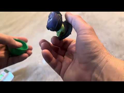 Unboxing, Look, and Functions of Tubbz Wicked Elphaba Duck
