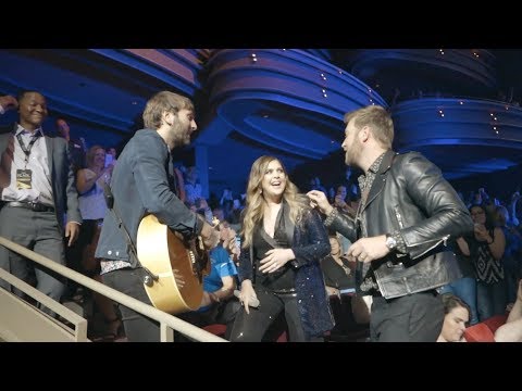 Lady Antebellum Perform "What If I Never Get Over You" Amongst Fans