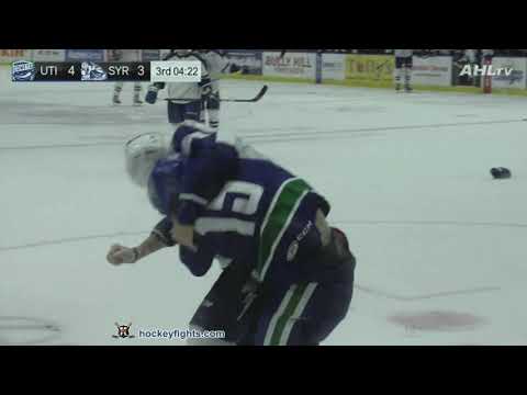 Zack MacEwen vs Cameron Gaunce