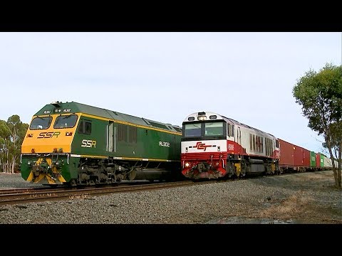 7922V SBR/SCT Dooen Containers Overtakes SSR Grain (2/5/2019) - PoathTV Australian Diesel Trains