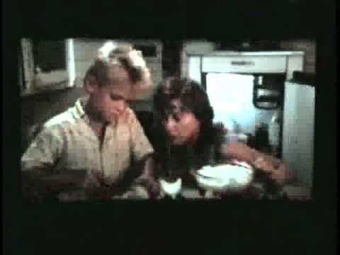 Thumbnail of the video: "The Prince of Tides" - EXTRA - Barbra explains negative cut revisions... (test audience screenings)