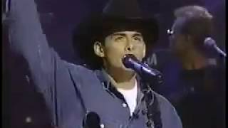 Brad Paisley - Who Needs Pictures - Live (1999)
