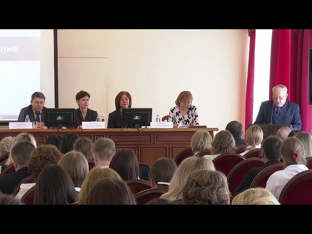 Сохраняет лидерские позиции