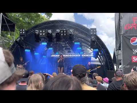 Ad Infinitum - Marching On Versailles (live @ Into the Grave 2022)