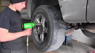 Replacement of Rear Complete Strut Assemblies on a 2002 Ford Explorer l SENSEN Shocks & Struts