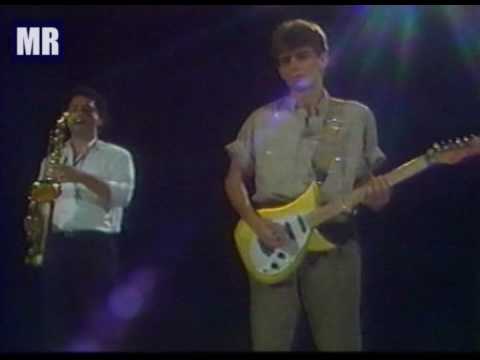 ΜΙΧΑΛΗΣ ΡΑΚΙΝΤΖΗΣ || ΜΩΡΟ ΜΟΥ ΦΑΛΤΣΟ || VIDEO CLIP 1987