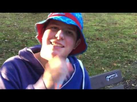 Max Rolls - High vom Kraut (Street Video)