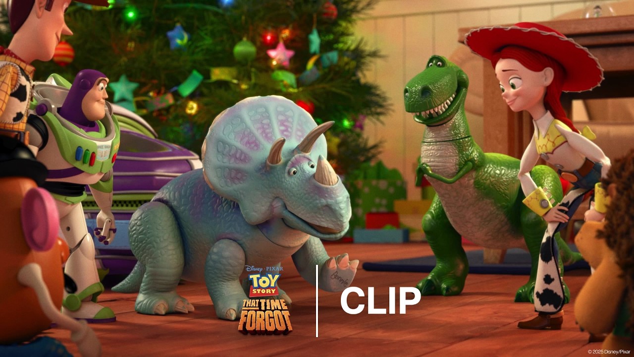 Tis the Season to be Grateful | Toy Story: That Time Forgot | Official Clip