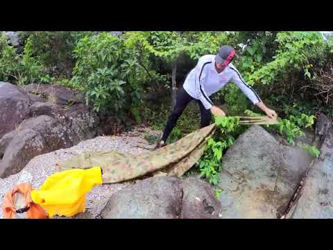 Solo Hootchie camping on mini island   Kayaking   Beach Shark fishing +++ 20