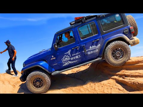 Thumbnail for Jeep Wrangler Sahara 2.0L Turbo | Amazing show off-road driving skills by Jeep