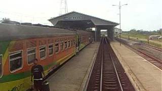 preview picture of video 'Passing Jatibarang Station & Meeting Gaya Baru Malam Selatan Train'