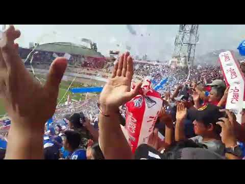 "La 12 TRICOLOR recibimiento a Mannucci en la semifinal contra los borricos" Barra: La 12 Tricolor &bull; Club: C.A. Mannucci